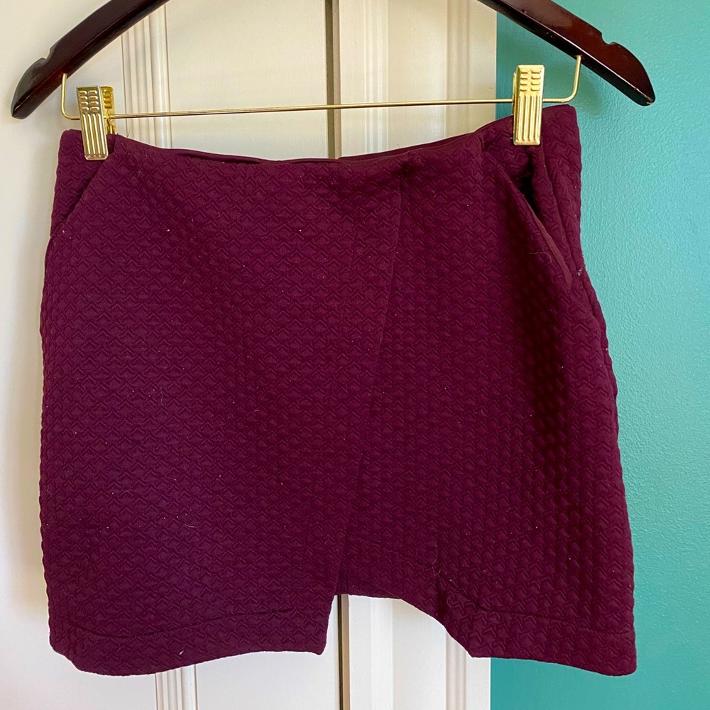 Criss cross skirt